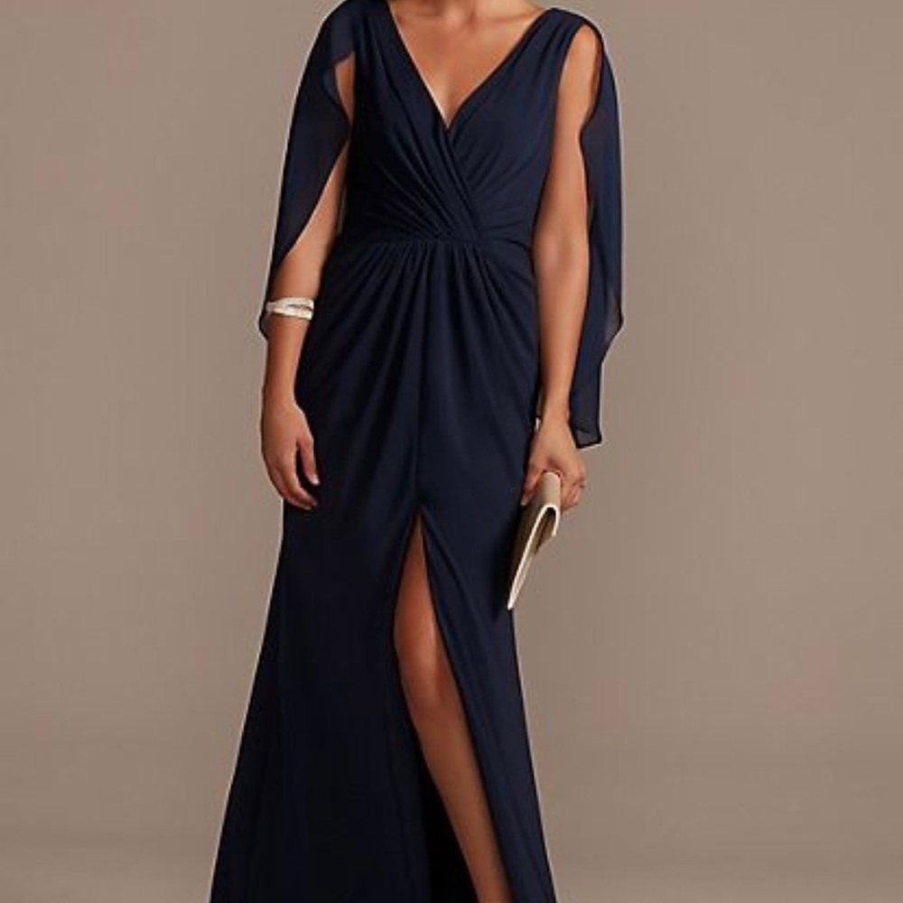 New Navy blue gown. Would be perfect for a wedding or Mother of bride/groom